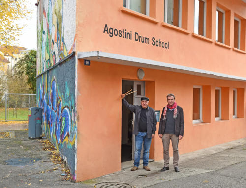 Musik entdecken – Agostini Drum School öffnet die Türen